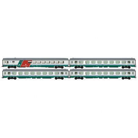 Set quattro carrozze Gran Confort FS realizzate da Rivarossi Set quattro carrozze Gran Confort FS realizzate da Rivarossi