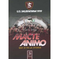 LIBRO SALERNITANA MACTE ANIMO QUI SI FA LA STORIA