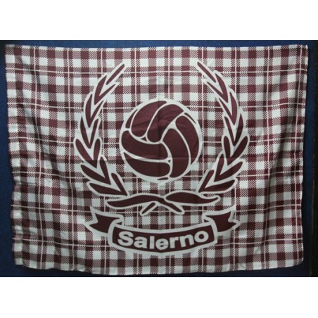 Bandiera Salernitana con grafica stile scozzese, pallone ...